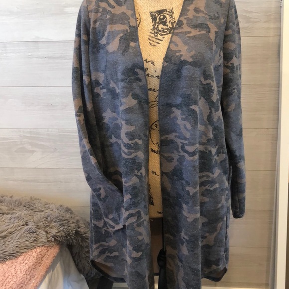 Jackets & Blazers - NWOT Camouflage Jacket
